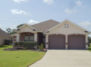 8475 Oak Brook Dr, Beaumont, TX 77706