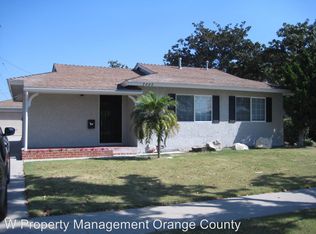 2402 Heather Ave, Long Beach, CA 90815