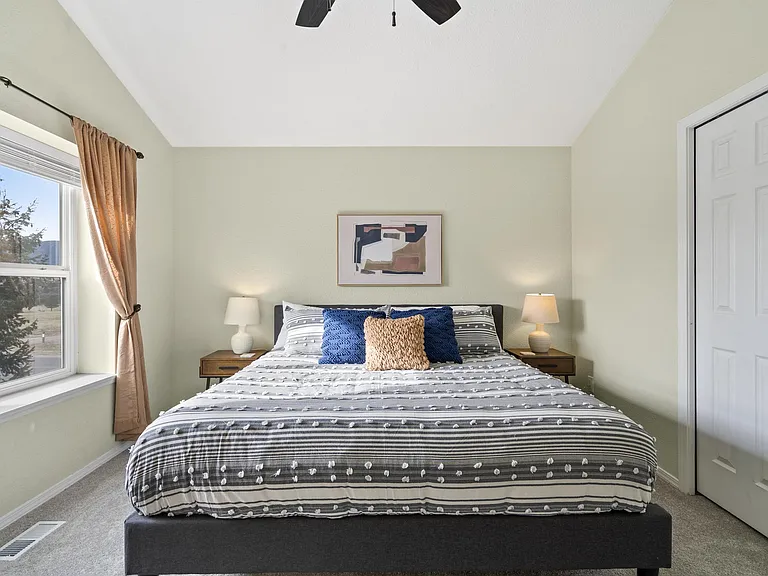 500 Trumbull Ln — Photo 26