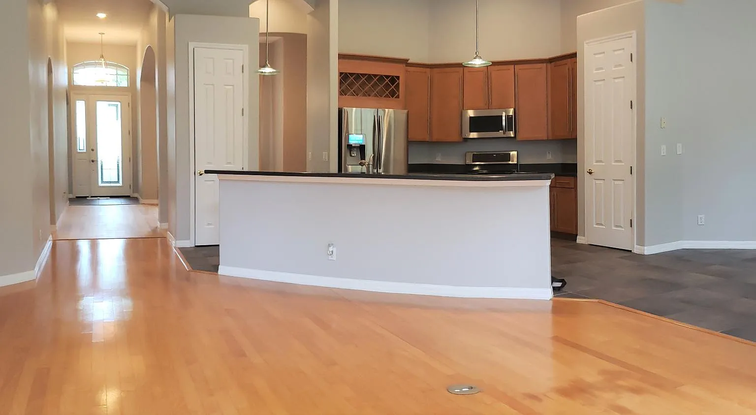 4 bed, 2653 sqft, $3,250 — Photo 3