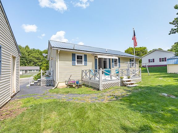 4th image of 9 Tibbetts Drive