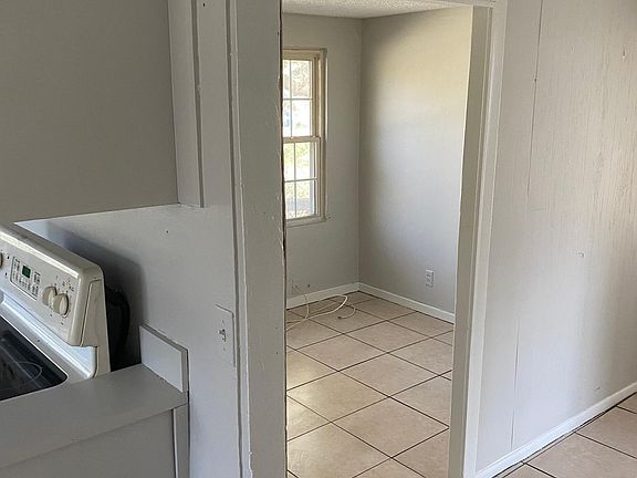 4th image of 5260 Cord Ave