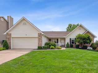 4903 Greenburg Dr, Saint Peters, MO