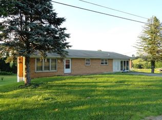 521 Friendly Cir, Marion, VA 24354