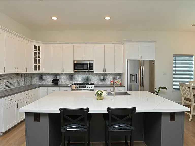 1117 W 16th St #C — Photo 21