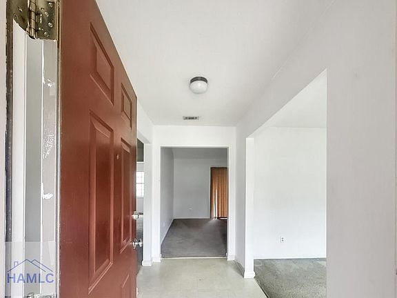 2nd image of 103 Coates Rd