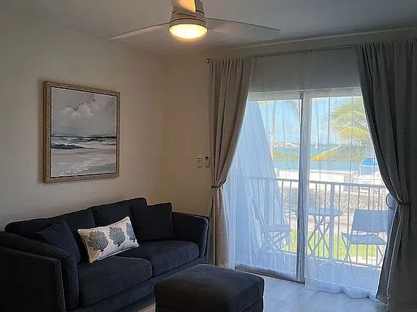 300 Duck Key Dr APT 11
