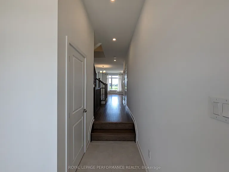 301 Monticello Ave — Photo 3