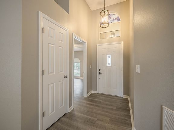 3rd image of 4955 Wildflower Dr