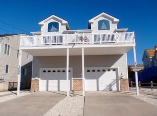 109 48th St #E, Sea Isle City, NJ 08243