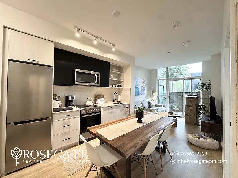 2300 Saint Clair Ave W #116 — Photo 4