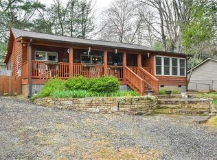 415 S Oconeechee Ave, Black Mountain, NC 28711