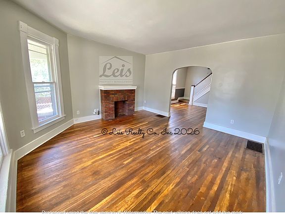 3rd image of 918 W Greene St