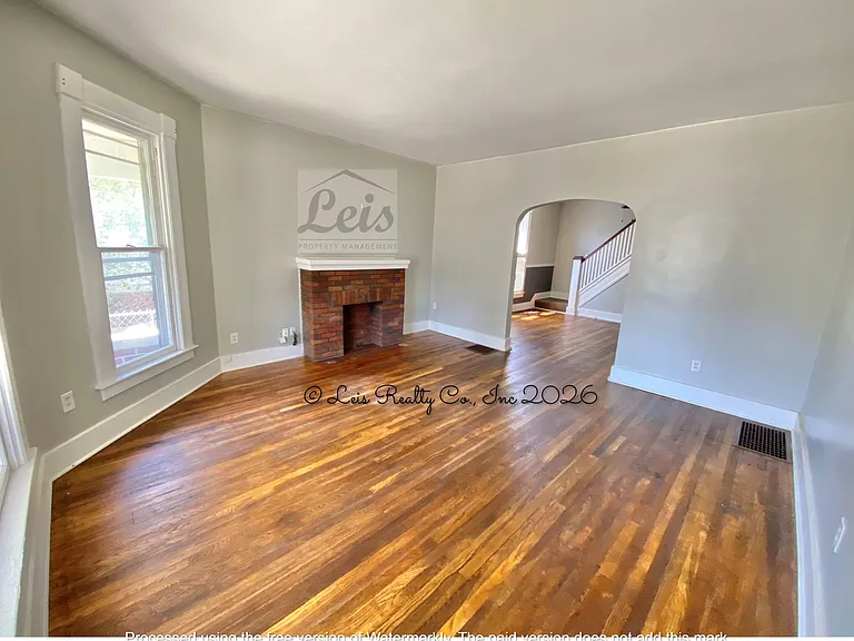 918 W Greene St — Photo 3