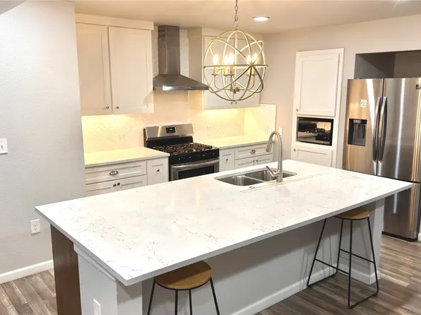 2510 Dewitt St, Irving, TX 75062