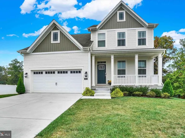 270 Hickory Ridge Cir, York, PA 17404
