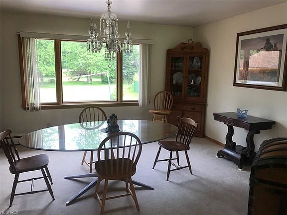 5th image of 665 Brookpark Dr