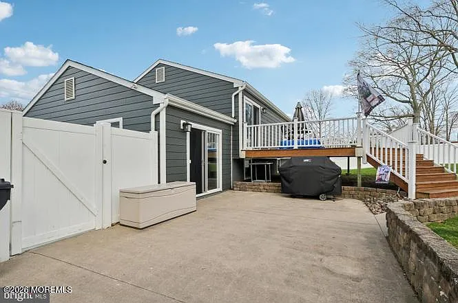 118 Darien Rd — Photo 4