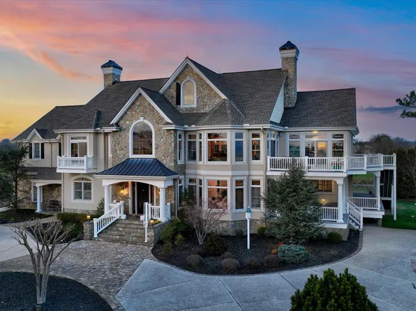 204 W Side Dr, Rehoboth Beach, DE 19971