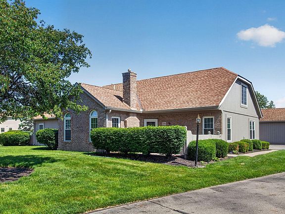 2nd image of 2276 Willowside Ln