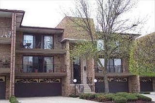 5th image of 4016 W 93rd Pl #A