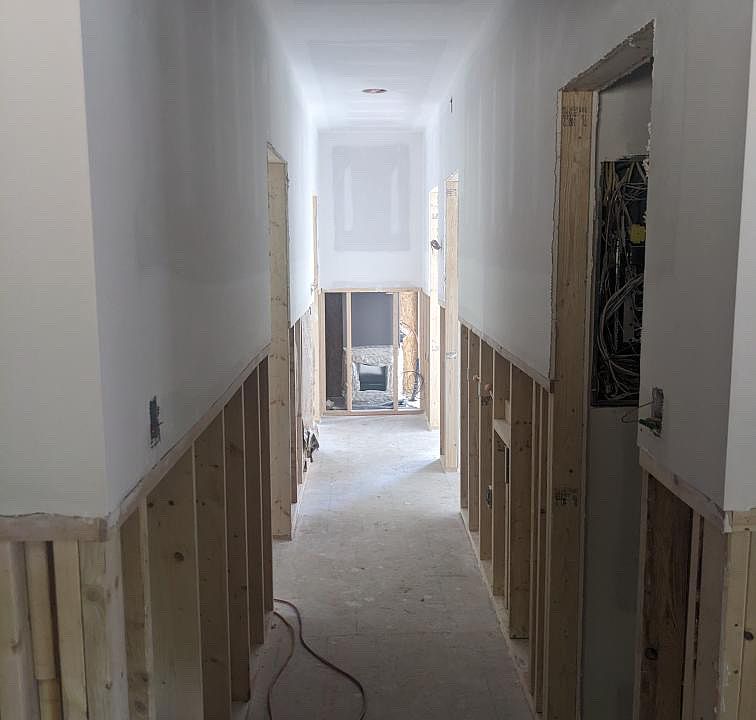 2nd image of 539 Belmina St
