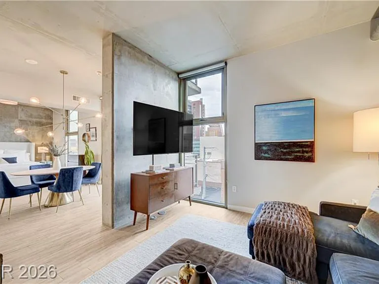353 Bonneville Ave #581 — Photo 3