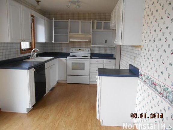 4th image of 5809 240th Ave NW