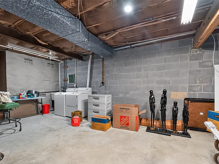 5607 Vantage Point Rd — Photo 44