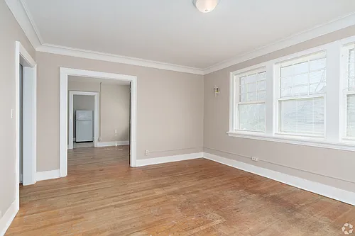 Rollins Apartments Photo 1