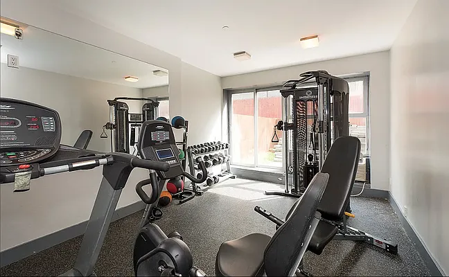 Rented by Compass | media 9