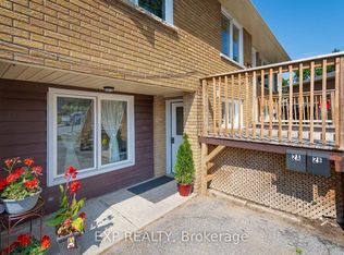 2 Roslyn Rd, Barrie, ON L4M2X6
