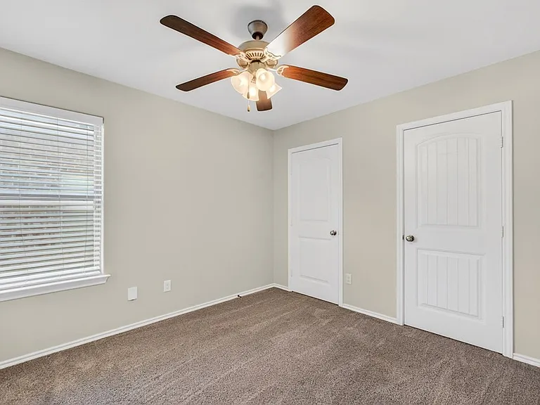 1310 Wrangler Ln — Photo 17