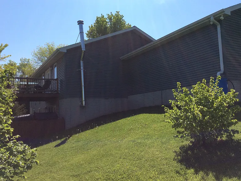 134 Delft Dr — Photo 18