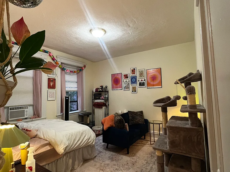 31 Saint Lukes Road