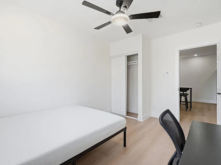 Bedroom D
