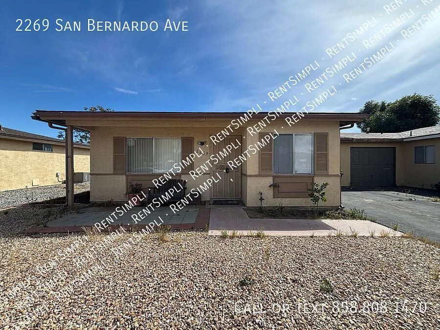 Charming 55+ Living Updated 2 Bedroom Home with Garage, Patio & Modern Upgrades. Section 8 Welcome! — Photo 2