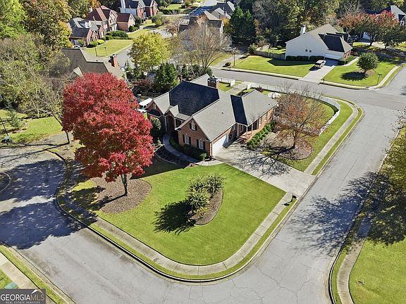 2nd image of 5409 Culzean Way