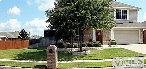 2nd image of 5016 Willow Bend Ln