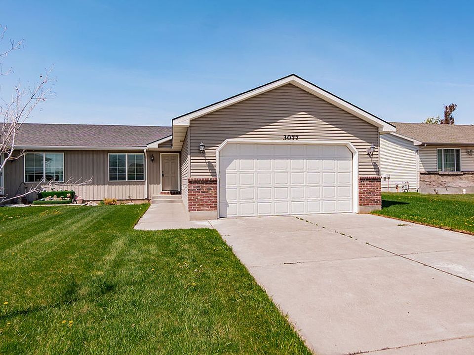 1st image of 3077 Sagebrush St