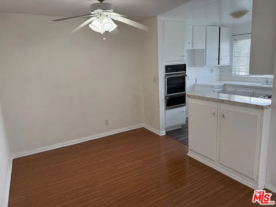 2 bed, 2.0 bath, 1200 sqft, $2,500 — Photo 4