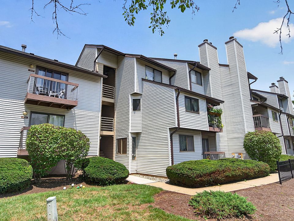 1st image of 3720 Royce Ct #3720