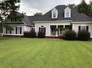 101 Spur Ln, Thomasville, GA 31757