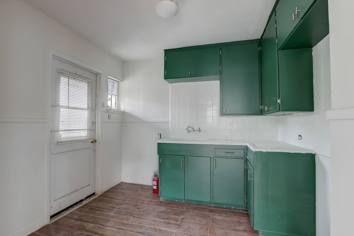 944 W HUISACHE AVE, San Antonio, TX 78201 Zillow