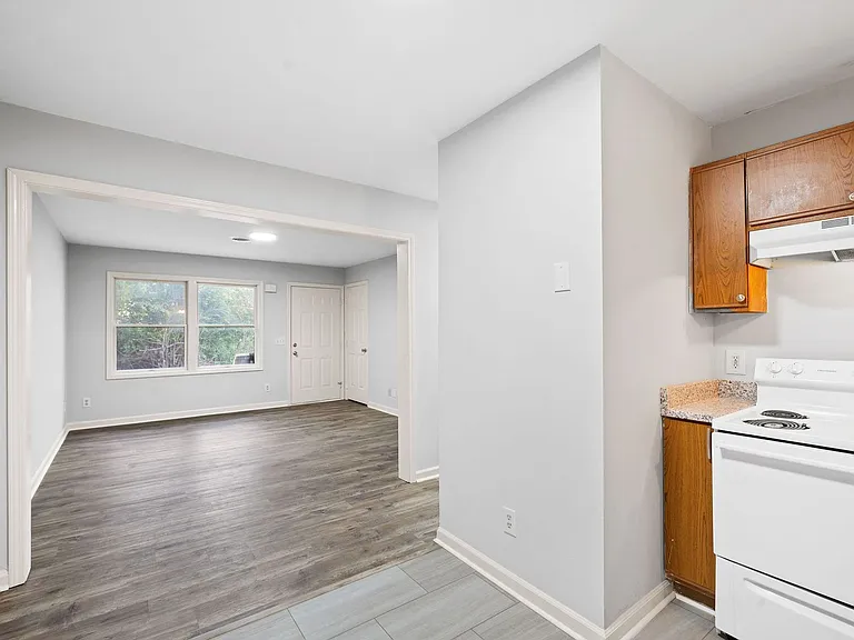 Park Ln - 221 — Photo 10