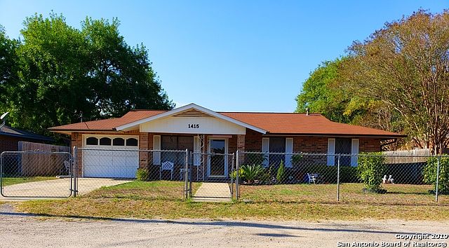 1st image of 1415 Longbranch Dr