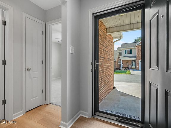 3rd image of 7058 La Christa Way