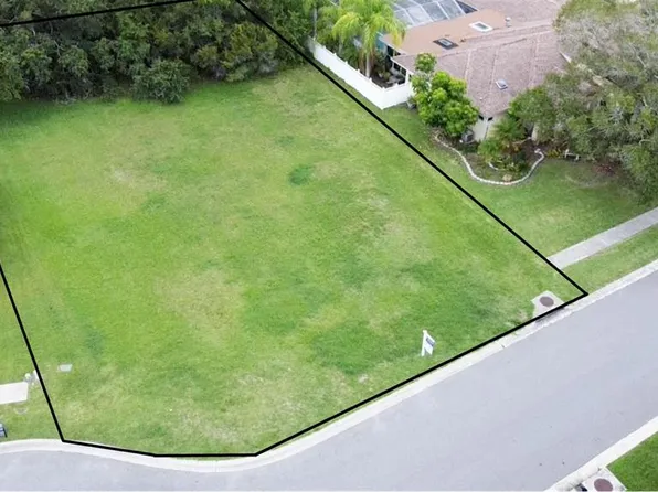 3016 Crest Dr #13, Clearwater, FL 33759