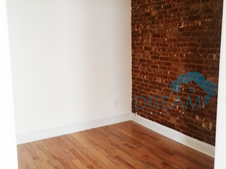 2nd image of 257 Kingston Ave APT 1R