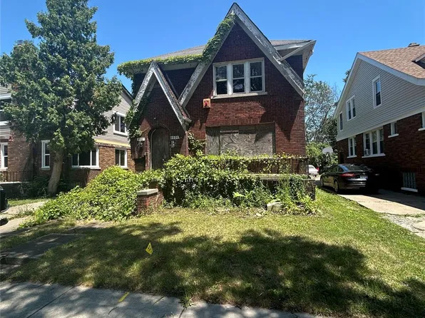 5282 Lakeview St, Detroit, MI 48213